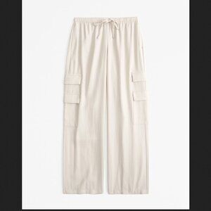 Abercrombie & Fitch Pull On Cargo Pants